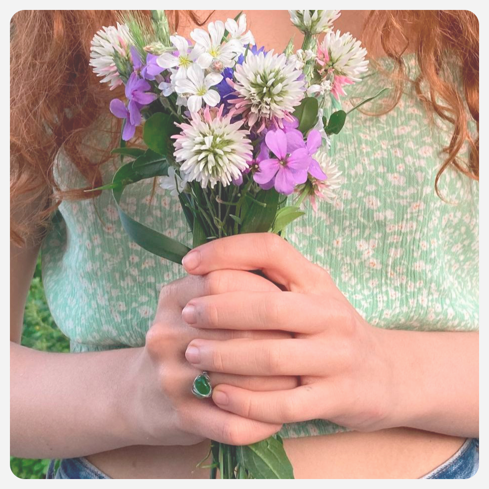 an image dedicated to the story of our online store